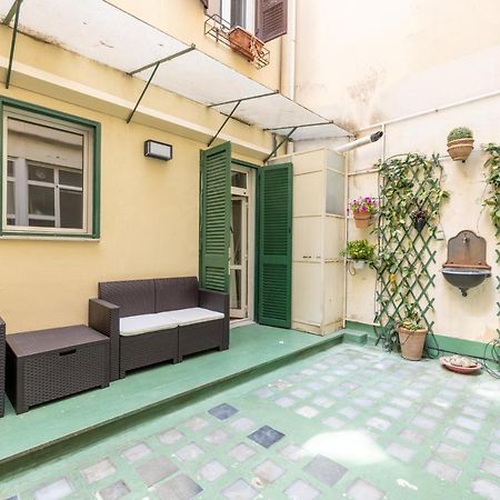 Charming Apartment With Patio A Few Steps From Colosseum Kültér fotó