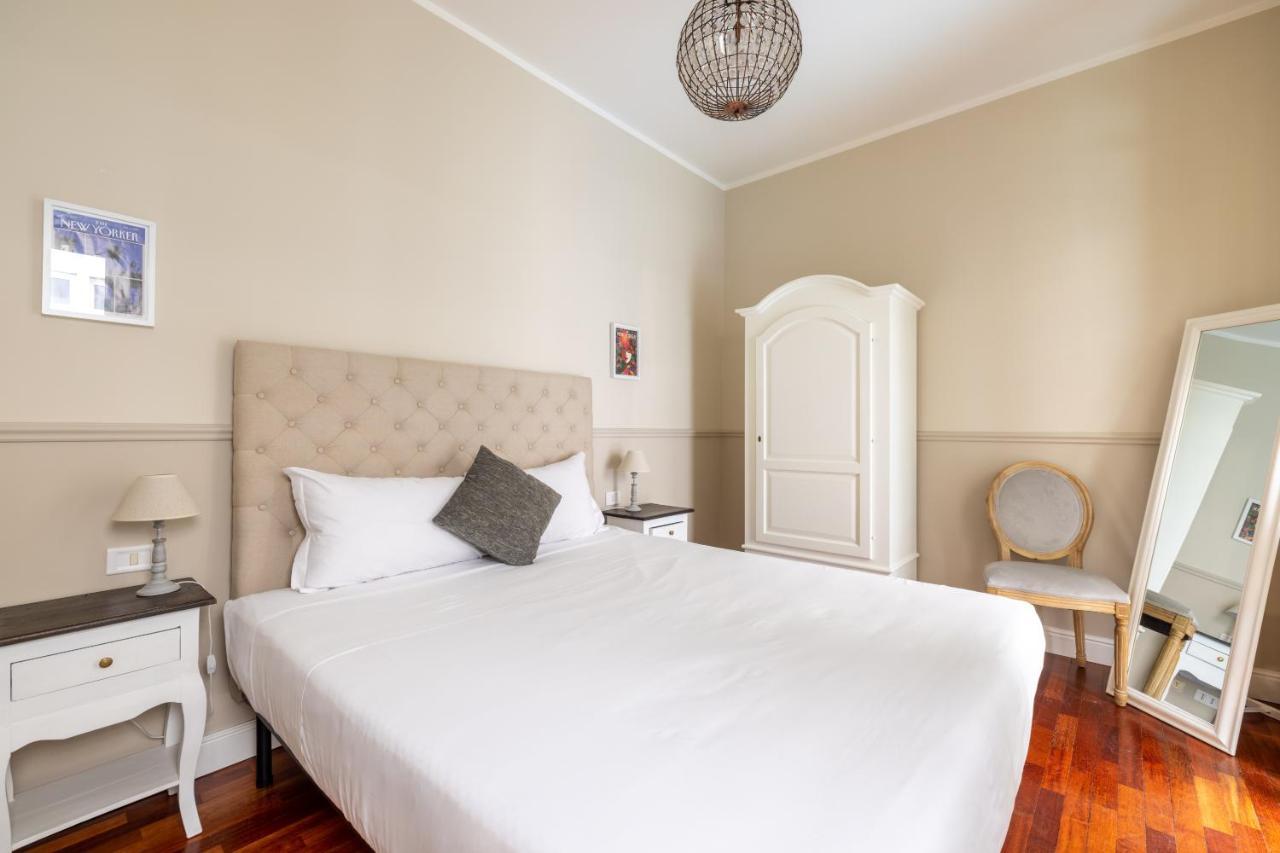 Charming Apartment With Patio A Few Steps From Colosseum Kültér fotó